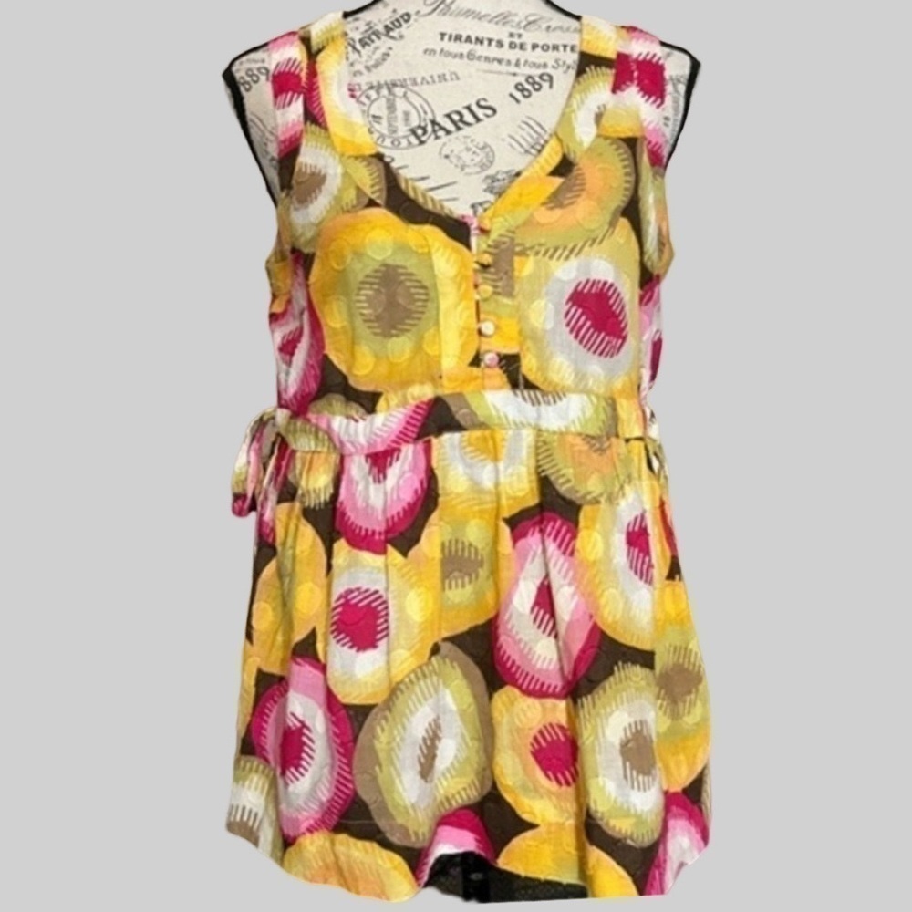 Alexandra Bartlett Colorful Geometric Circle Pattern Sleeveless Top